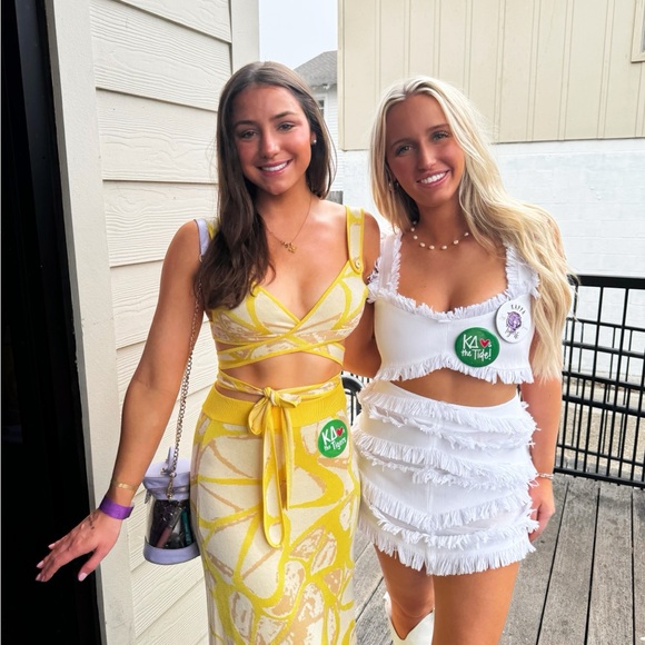 Alexis White Ruffled Two-Piece Set - Picture 3 of 3